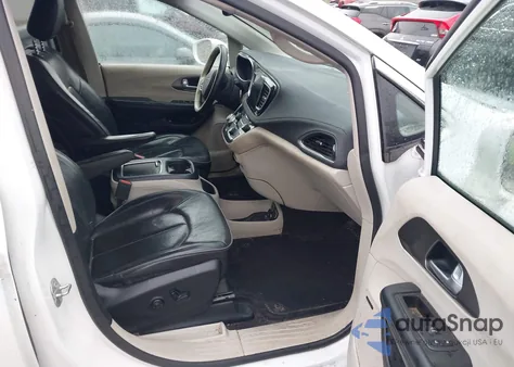 2018 Chrysler Pacifica Hybrid Limited из США, поврежденный, VIN 2C4RC1N75JR364593